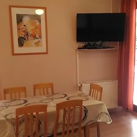 Jenny Apartment Siofok